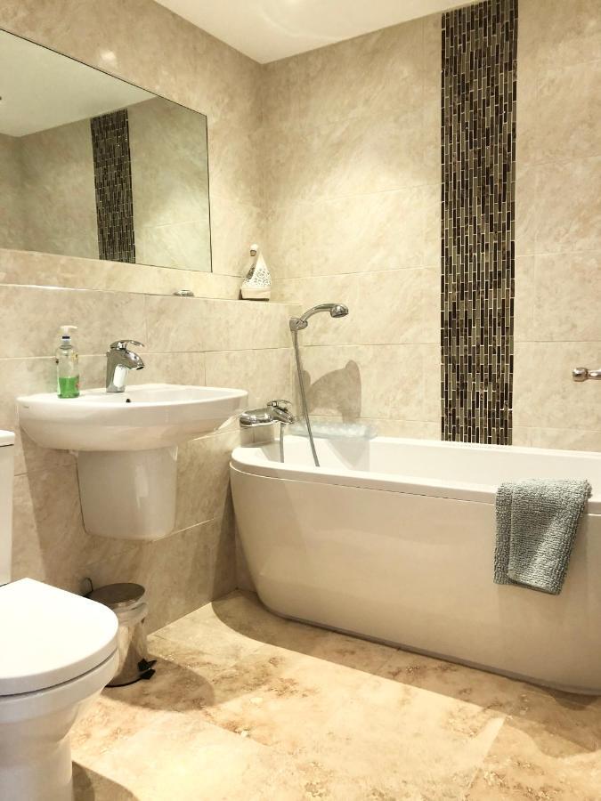 Villa 8 Oakridge, St Mellion Esterno foto